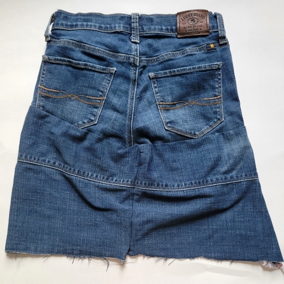 Denim floral skirt - Picture 2 of 4